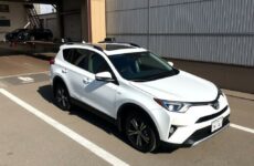 Toyota RAV4 с доставкой из Японии: идеальный выбор для вашего автомобиля